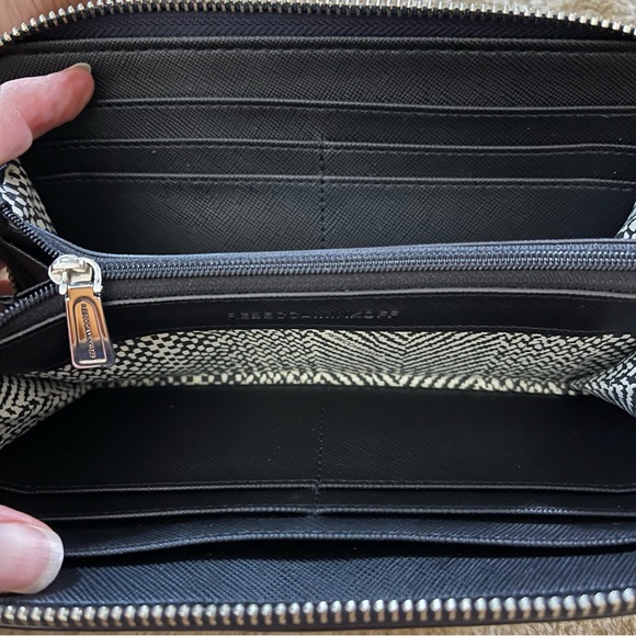 Rebecca Minkoff Large Studded Serafino Leather Zip Around Wallet Navy Blue - Picture 4 of 11